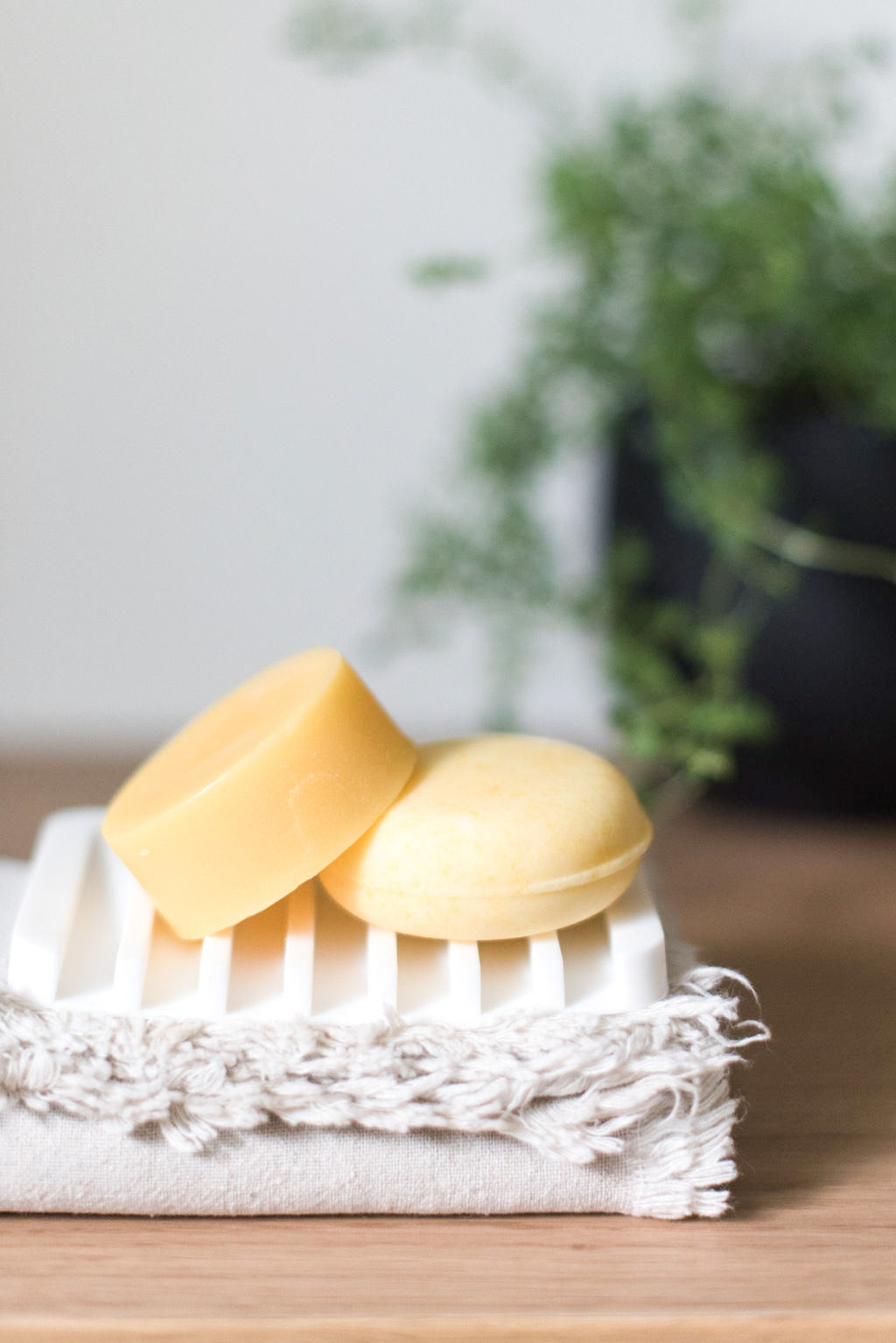White self-draining silicone soap tray